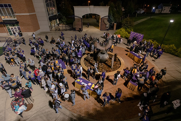 ParadeOfPurple1021ALW_6538