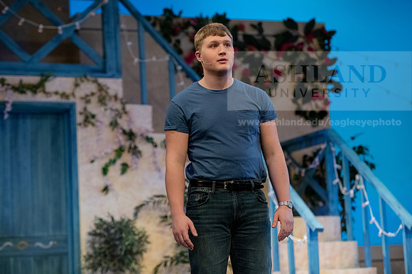 TheatreMammaMia0220ALW_2755