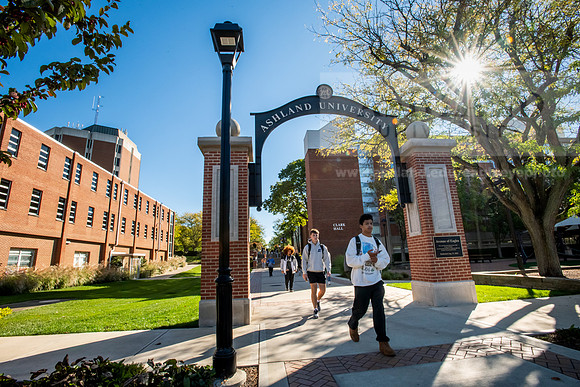 FallCampusLife1024AWB_1523