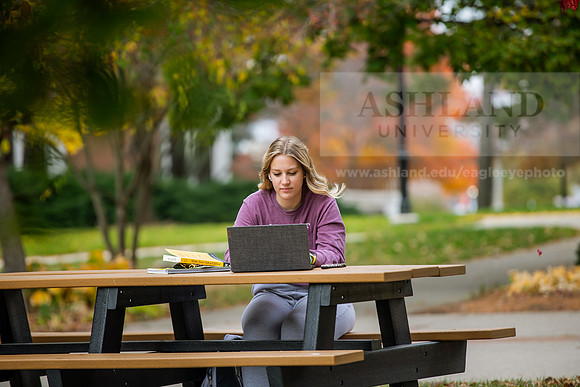 FallCampusLife1022ALW_1289