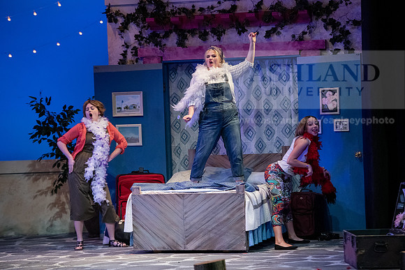 TheatreMammaMia0220ALW_2101