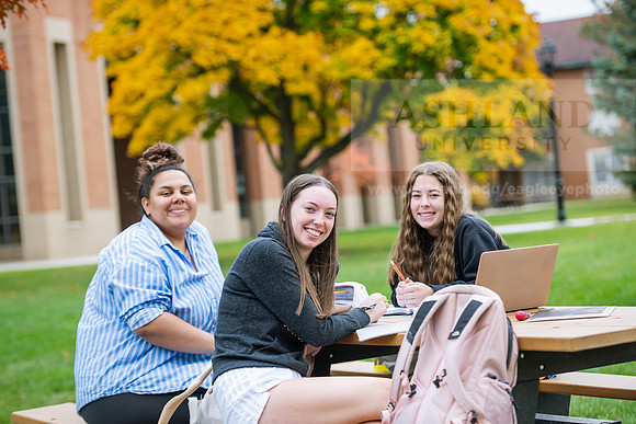 FallCampusLife1022ALW_1349