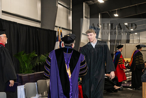 094SPGradBachelorScienceBusinessAdmin0525AWB_4254