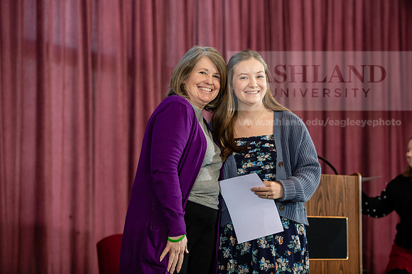 009Casey_Lillian1224AWB_4487