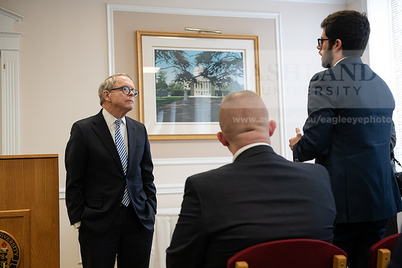 AsbrookGovMikeDeWine0120ALW_9115