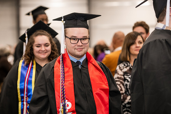 045WIGradProcessional1222ALW_0108