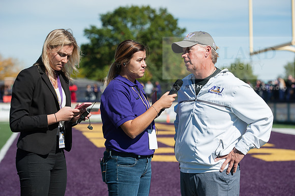 AUvNorthFtball1016ALW_7722-2