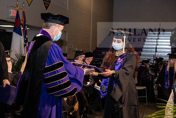 131MasterBusinessWiGrad1221ALW_6773