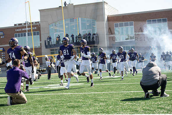 AUvDavenportFtball1019ALW_5716