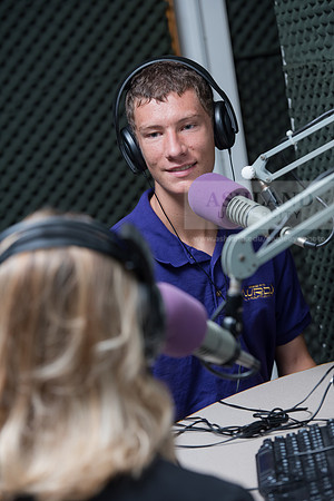 WRDLRadio0916ALW_8189
