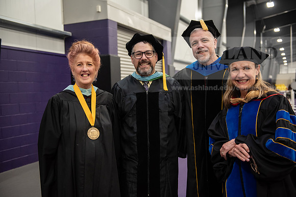 063SPGradPreCeremony0524ALW_7864