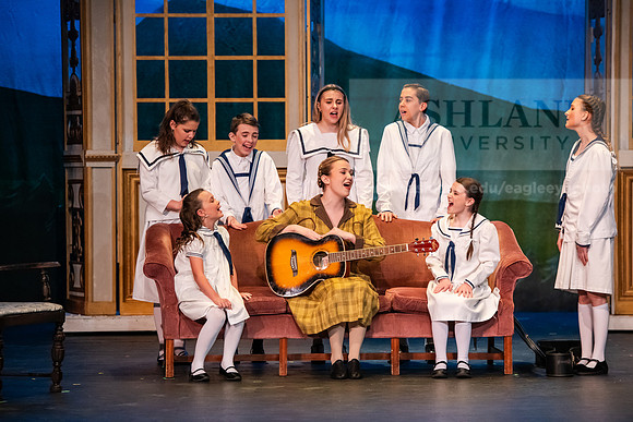 TheatreSoundOfMusic0325AWB_1975