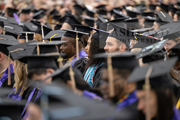 026SPGradCeremony0522FU1A8782