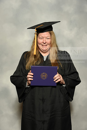 093BachelorNursingWiGrad1221MP7_0089