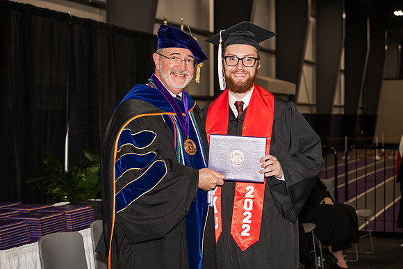 002WIGraduates1222ALW_0722