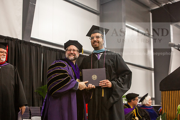 073SpGradMasterEducation0525JH6Q8B8622