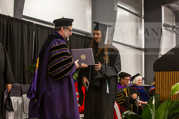 063SpGradMasterEducation0525JH6Q8B8615