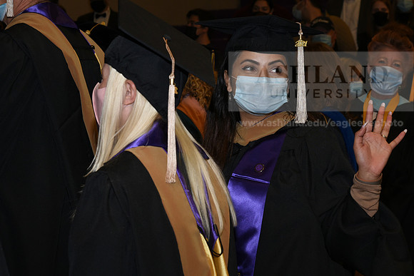 096WiGradPreCeremony1221MP7_0135