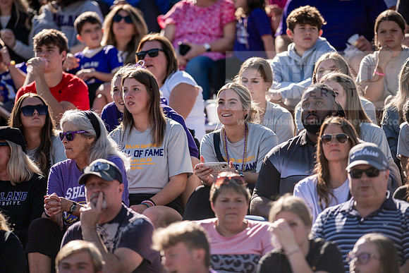 HOCOAUvOHDomFootballGame1024AWB_0672