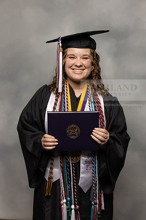 124SpGradBachelorArts0524CCP10904