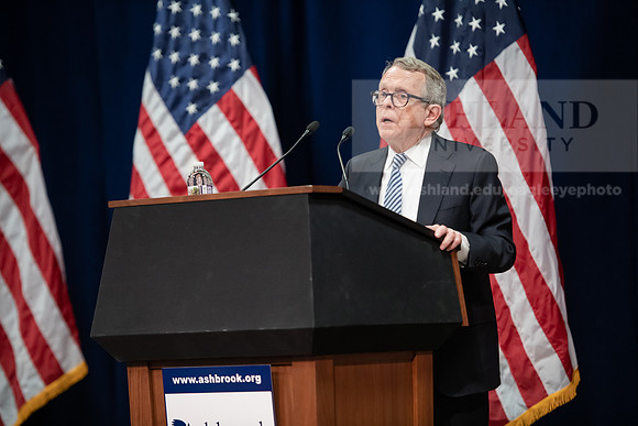 AsbrookGovMikeDeWine0120ALW_8948