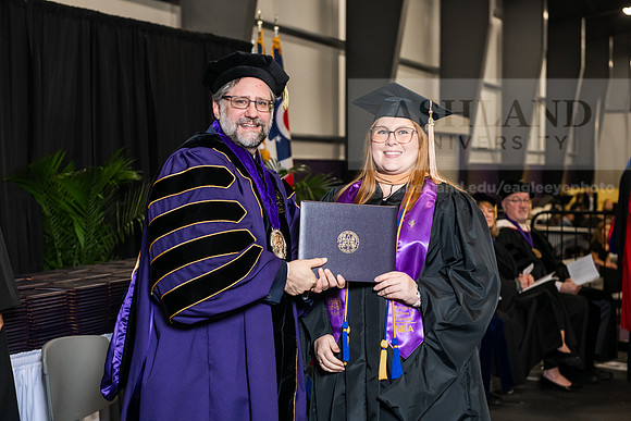053SpGradMasterBusinessAdmin0525AWB_3093