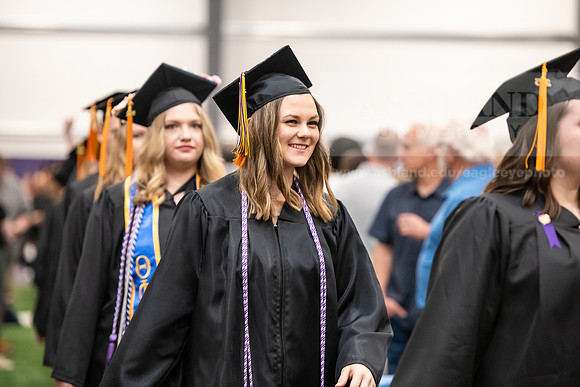 347SpGradProcessional0524AWB_8726