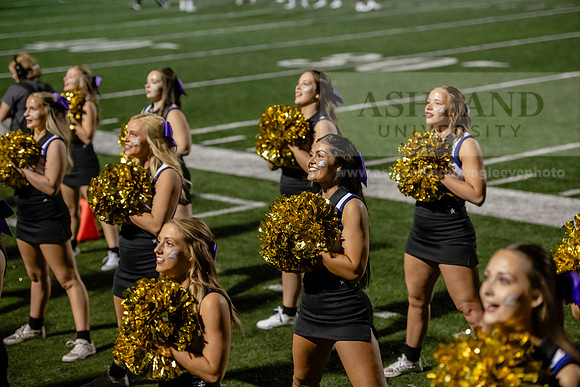 AUvIUPFootball0924AWB_3992