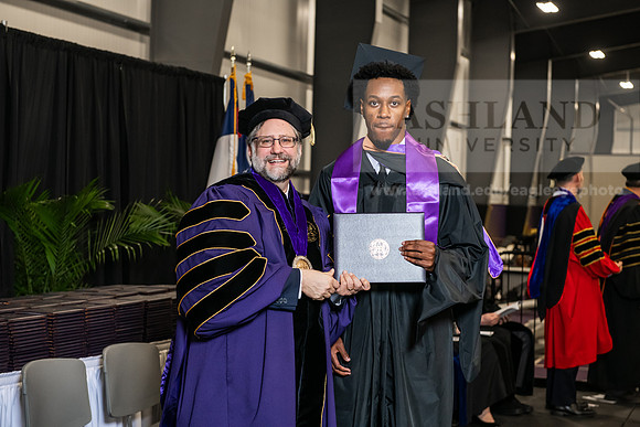 179SpGradMasterBusinessAdmin0525AWB_3188
