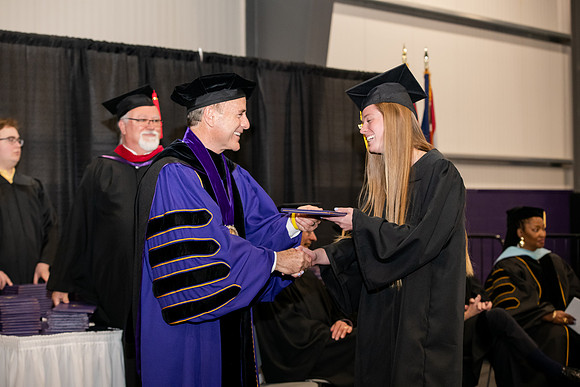 163SPGraduates0522ALW_1555