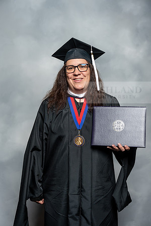 098SpGradMasterArts0525AU-Graduation-2025-Andrew-0565