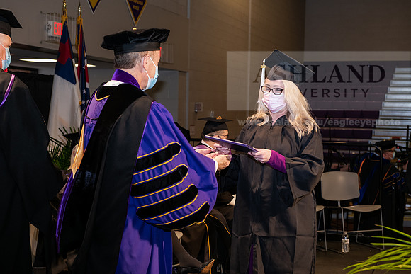 044BachelorArtsWiGrad1221ALW_6864