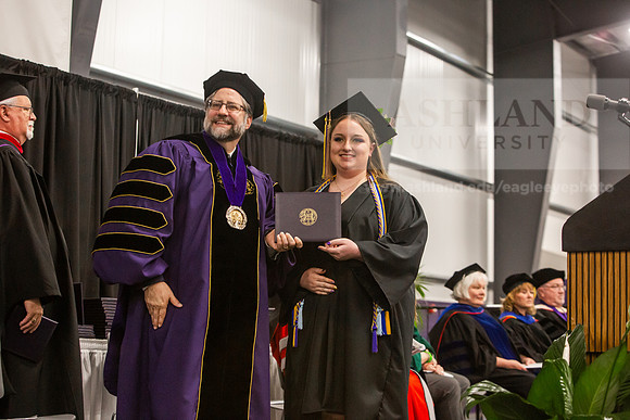 091SpGradBachelorSciBusAdmin0525JH6Q8B9392