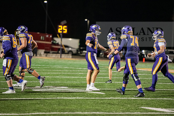 AUvIUPFootball0924ALW_8479