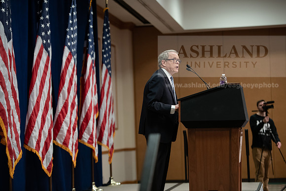 AsbrookGovMikeDeWine0120ALW_8914