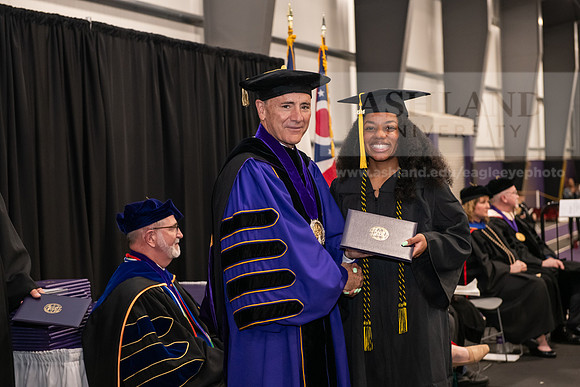 023SpGradBachelorScience0524AWB_9553