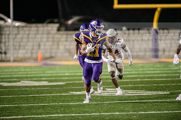 AUvIUPFootball0924AWB_4094