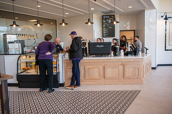 HomecomingLyceumCoffee1023AWB_6408