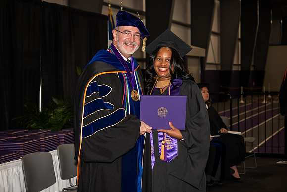 069WIGraduates1222ALW_0658