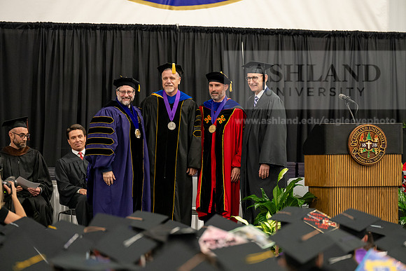 207SpGradCeremony0525AEAU-Graduation-2025-Andrew-0222