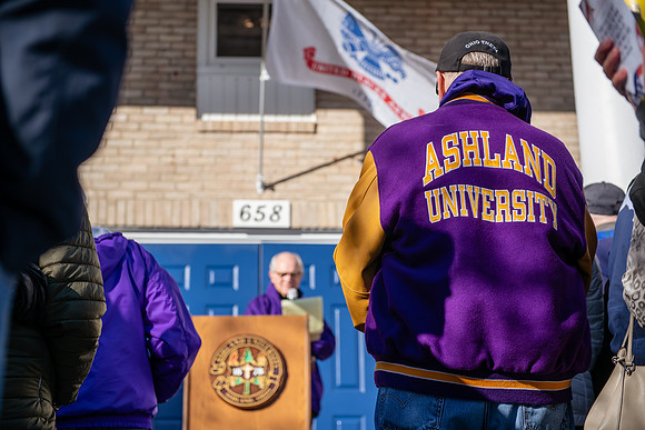 HomecomingUSAHouseRibbonCeremony1023AWB_6278