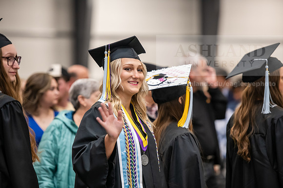 327SpGradProcessional0525AWB_2544