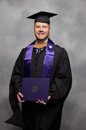 032WIGraduates1222FU1A0858