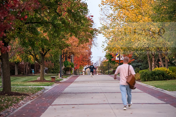 FallCampusLife1024AWB_7840