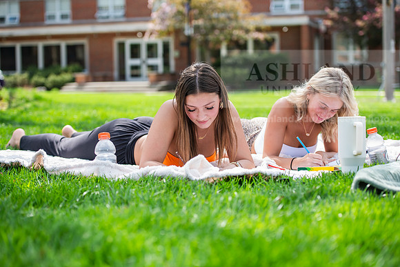 016SpringCampusLife0425AWB_9610