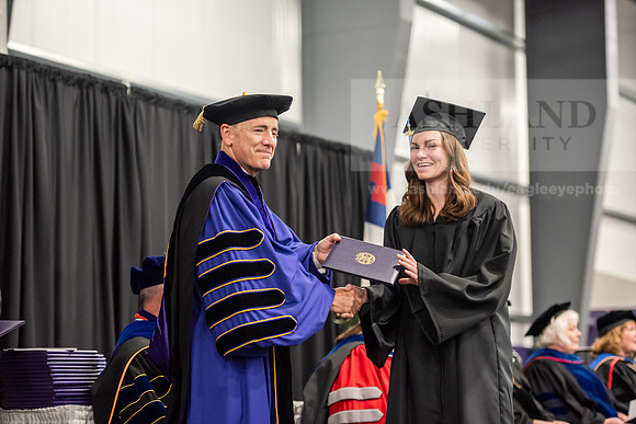 172SpGradBachelorEducation0524ALW_8067