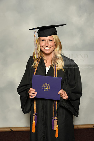 043BachelorBusinessWiGrad1221MP7_0939