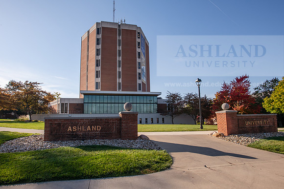 FallCampusLife1024AWB_5217