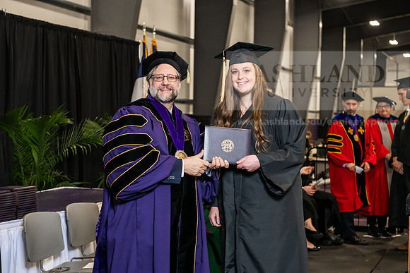 114SPGradBachelorScienceNursing0525AWB_4775