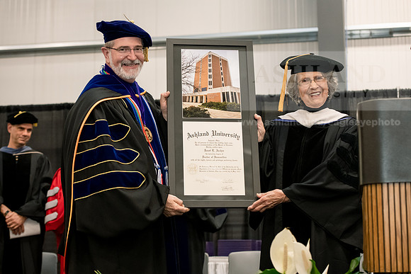 243SPGradCeremony0522ALW_1067